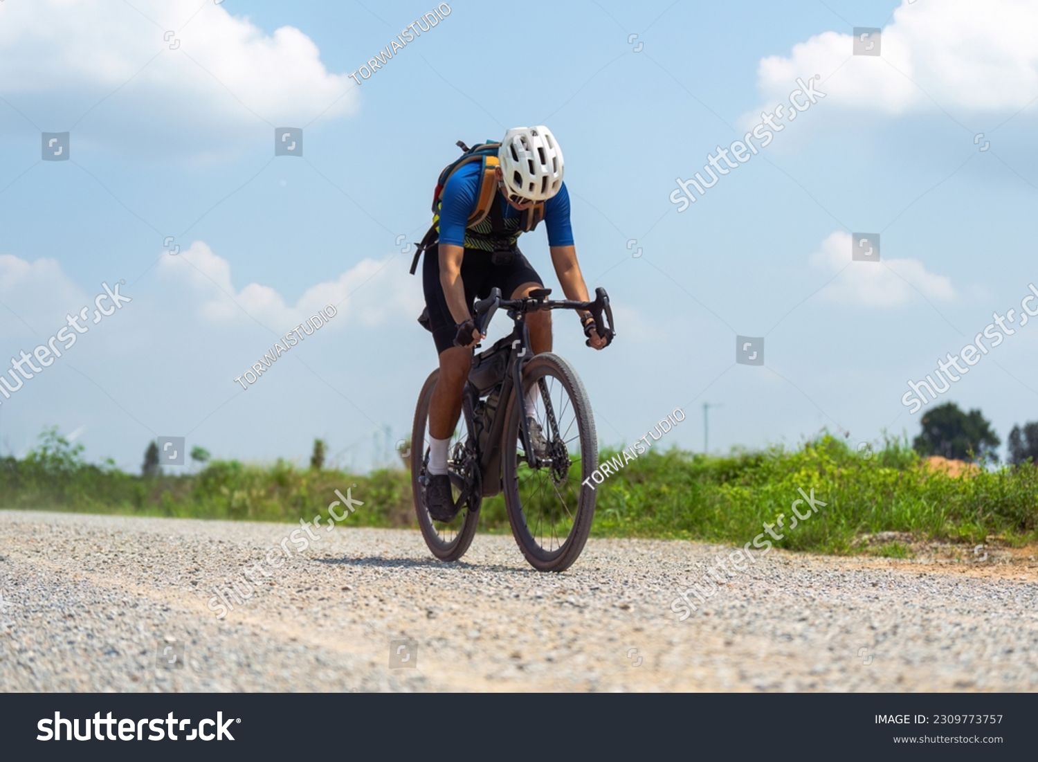 Gravelbike auf Schotterweg